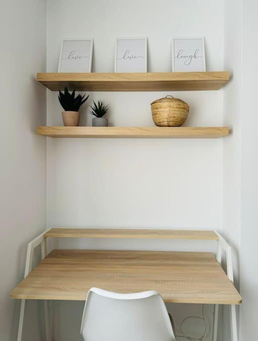Behappy Salitre - Con Aparcamiento Appartement Málaga Buitenkant foto